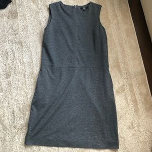 Uniqlo Gray work dress with pockets - medium